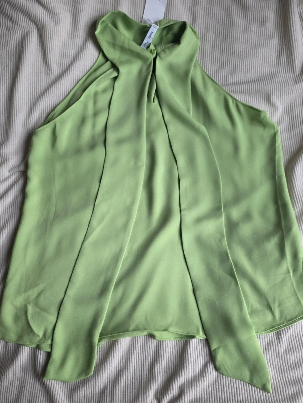 Mango Halter Top back-tie lime sz 6, 8, 10, 12 NWT - Picture 3 of 16